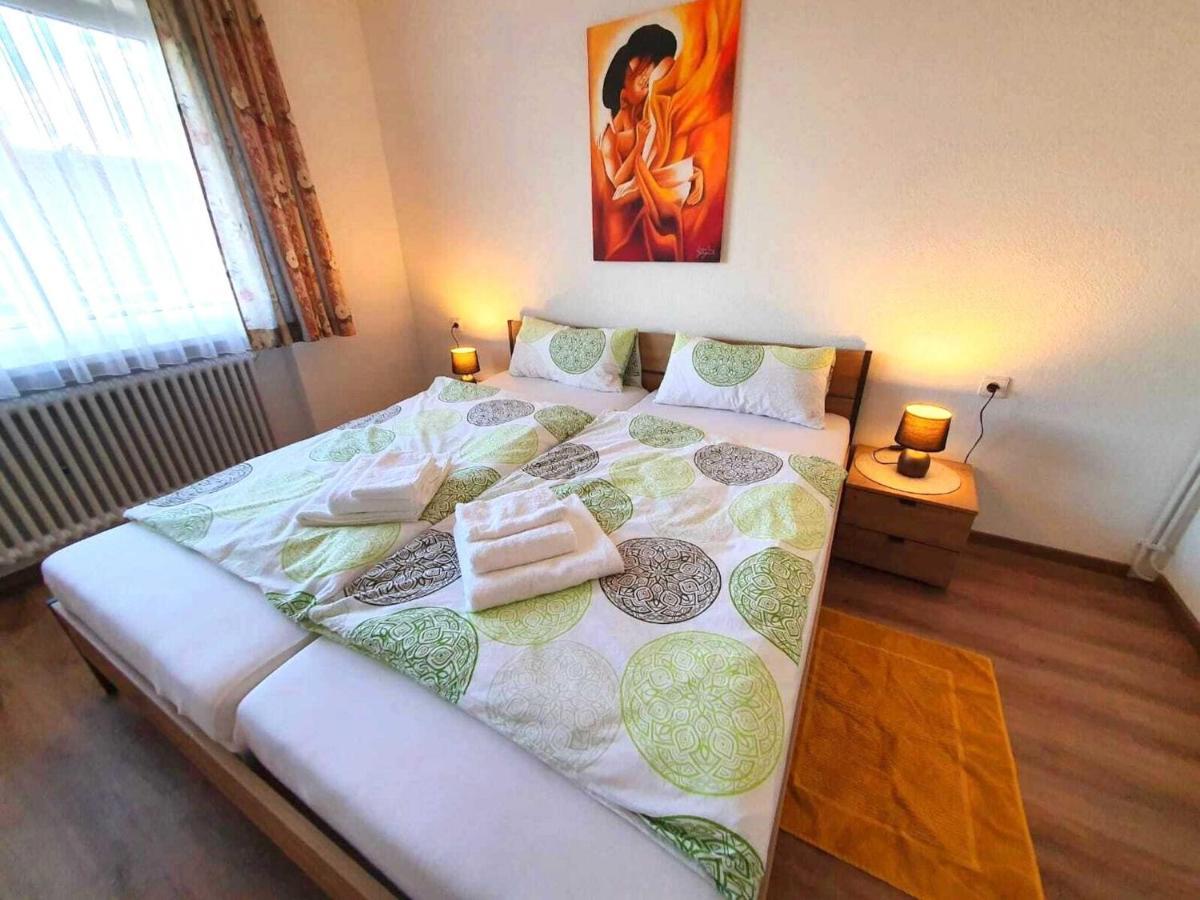 Comfortable Flat In Goerwihl With Balcony Gorwihl Esterno foto